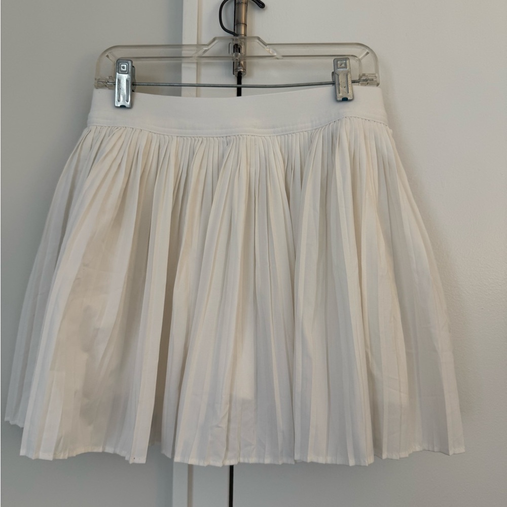 Old Navy White Tennis Skirt
